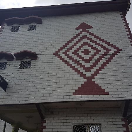 Hotel Kdv Bonaberi ภายนอก รูปภาพ