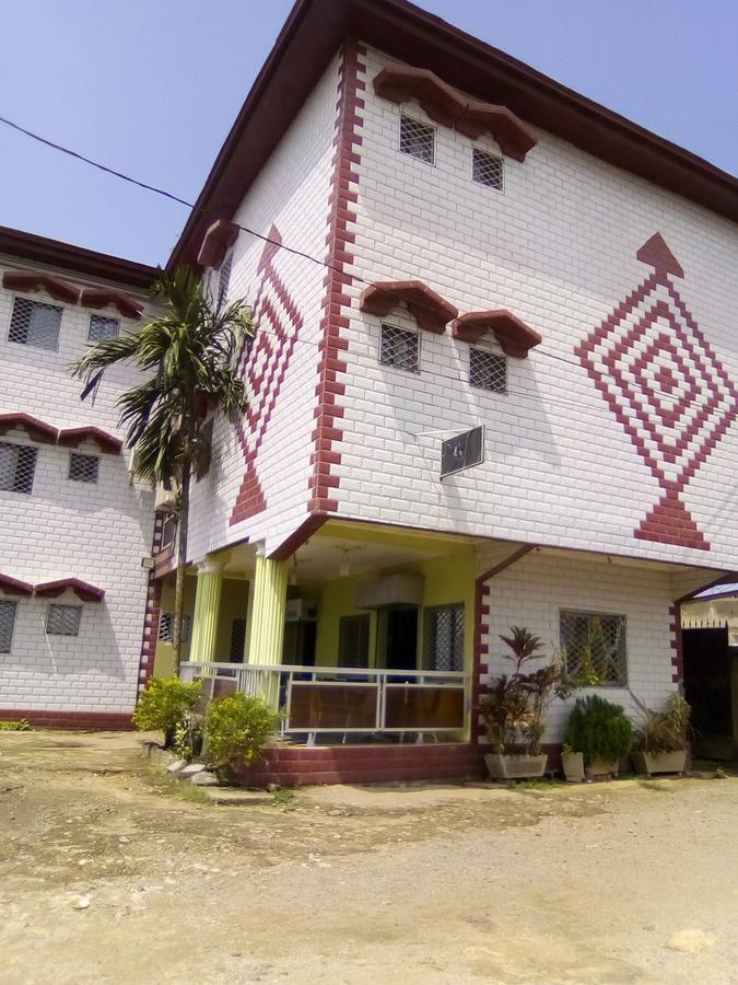 Hotel Kdv Bonaberi ภายนอก รูปภาพ