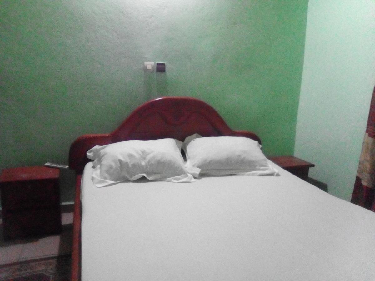 Hotel Kdv Bonaberi ภายนอก รูปภาพ
